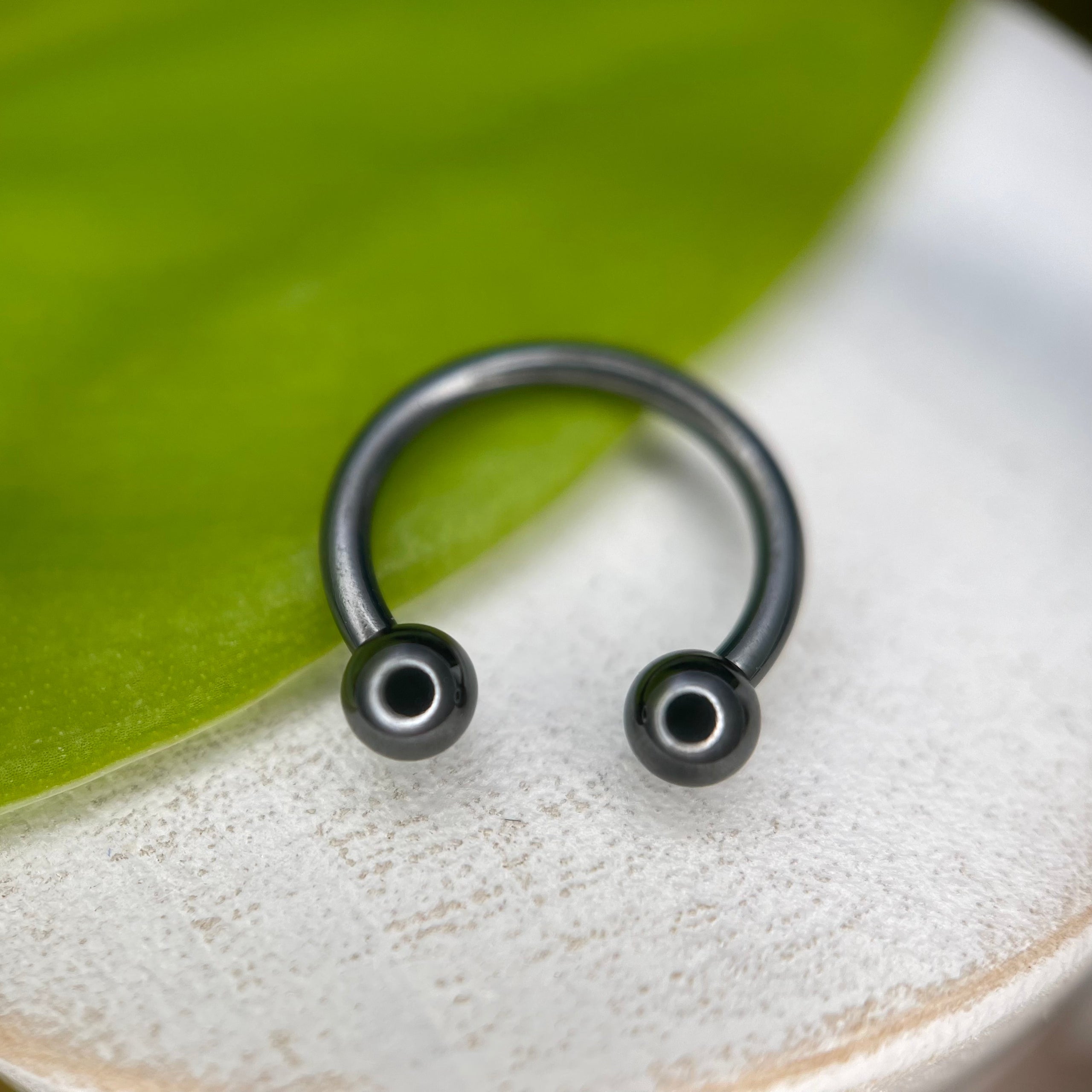 Anatometal circular barbell hot sale